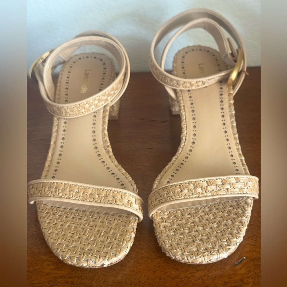 LARROUDE Sandals like NEW - Picture 2 of 9